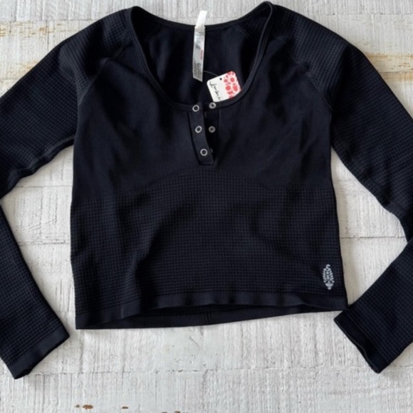 NWT FP Movement Bail Out Long Sleeve Layer Black Size M - Picture 5 of 9